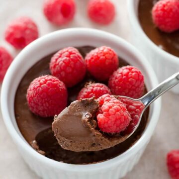 Chocolate pots de creme with raspberries