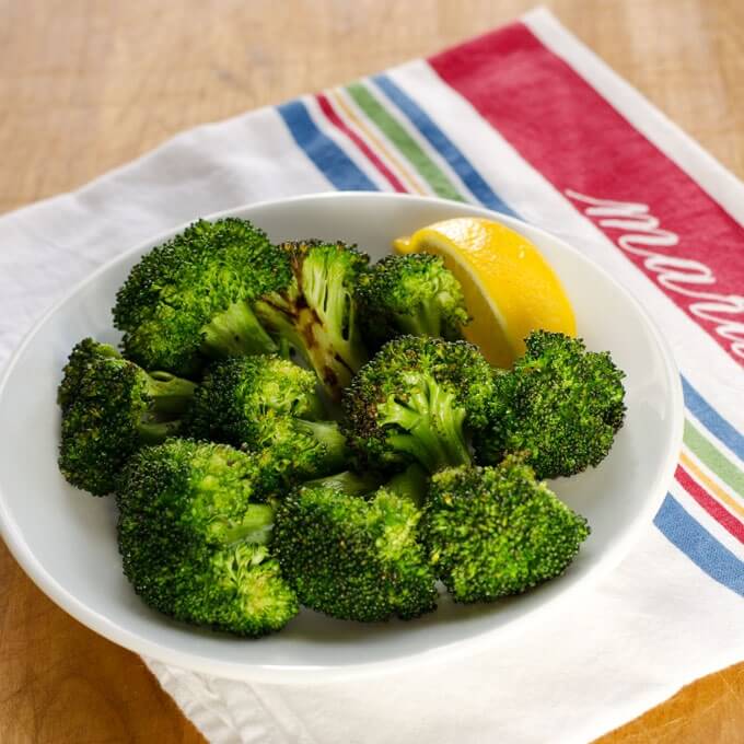 Roasted broccoli with lemon