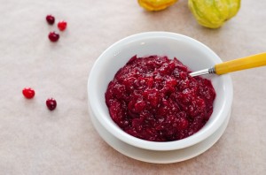 3-Ingredient Paleo Cranberry Sauce
