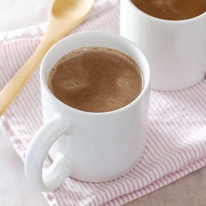 Peppermint Hot Chocolate - Cook Eat Paleo