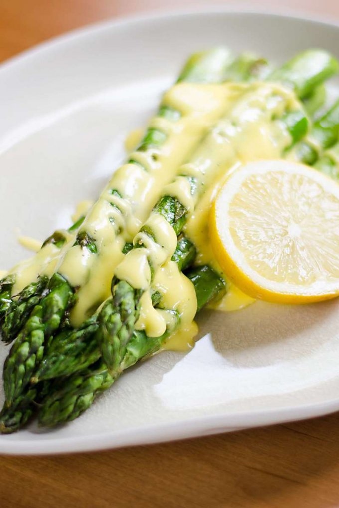 Roasted Asparagus with Easy Blender Hollandaise Sauce – Cook Eat Well
