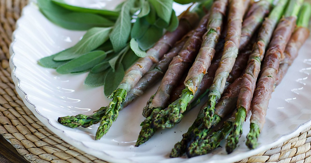 Grilled Asparagus Wrapped with Prosciutto Cook Eat Paleo