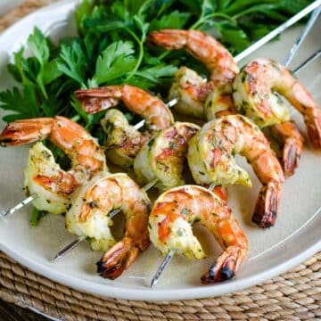 Grilled shrimp with chimichurri
