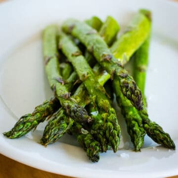 Air fried asparagus