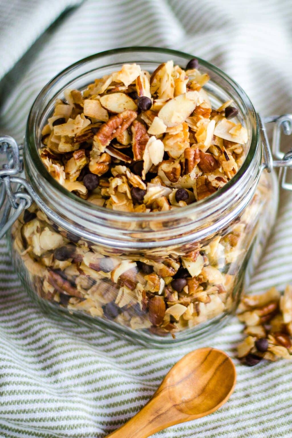 Easy Homemade Coconut Granola With Chocolate Chips & Pecans - Cook Eat Well