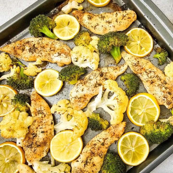 Oven baked sheet pan chicken and veggies.