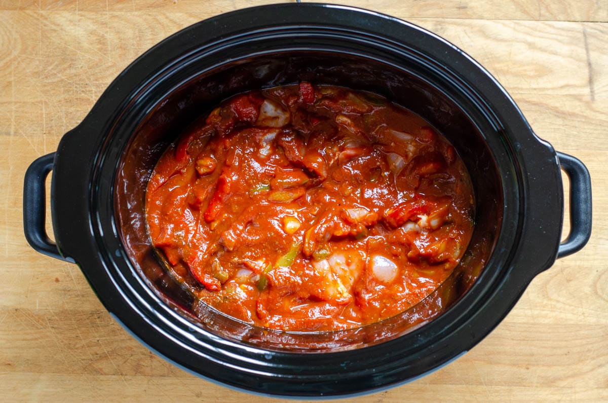 Chicken marinara in crock pot.